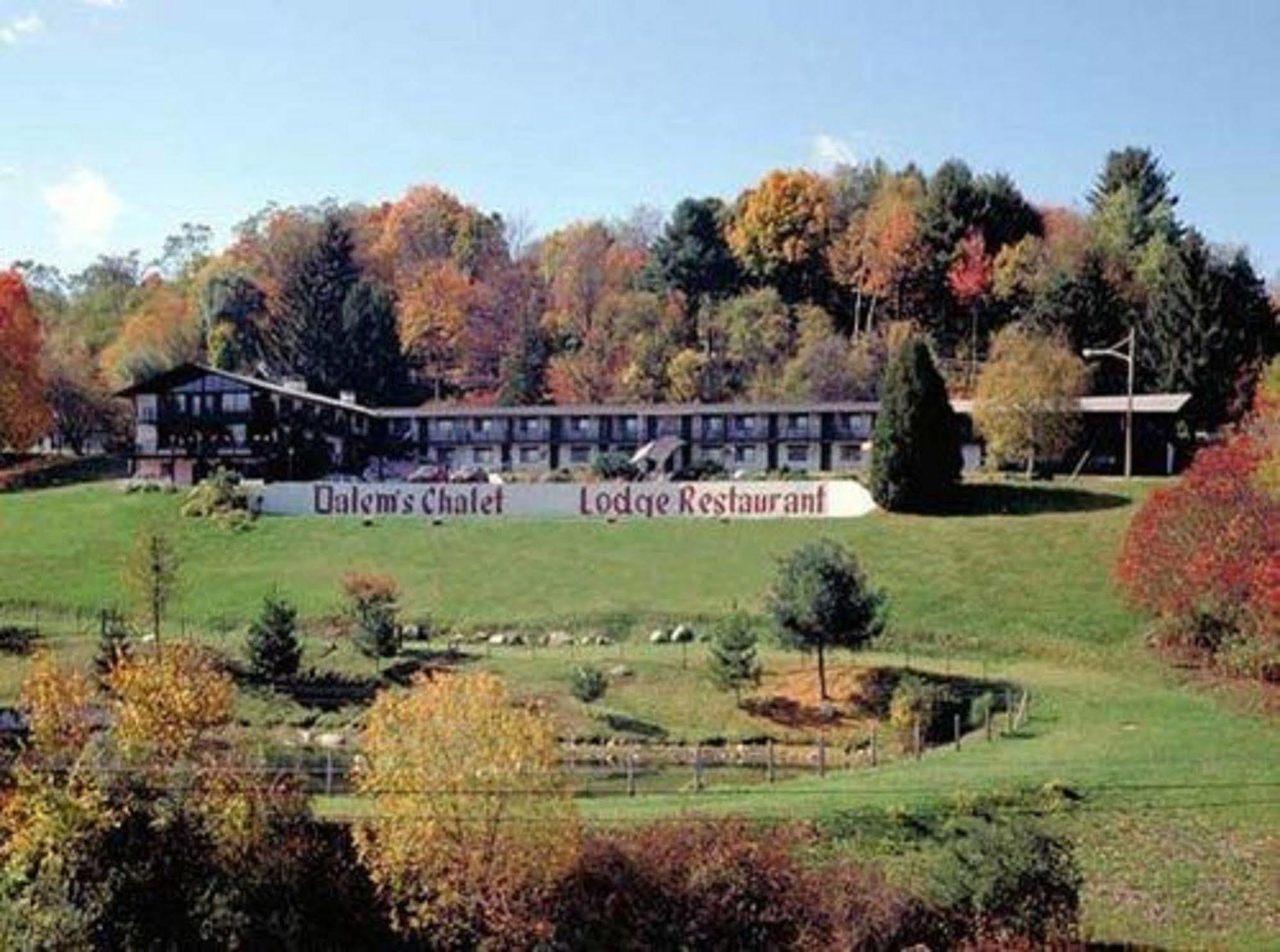 Dalems Chalet Villa Brattleboro Exterior photo